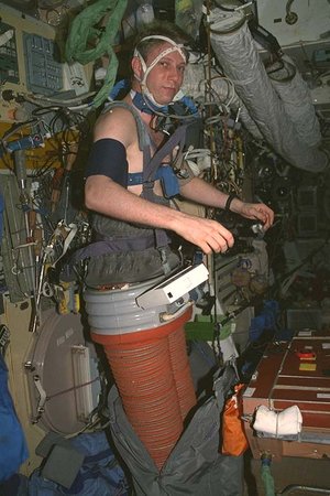 EuroMir-95: Reiter prepares for Earth return