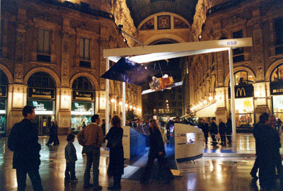 Envisat esposto nella Galleria Vittorio Emanuele di Milano