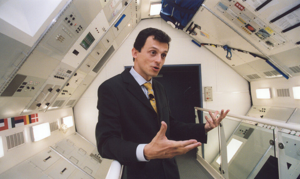 Pedro Duquen lento on nyt suunniteltu lokakuulle