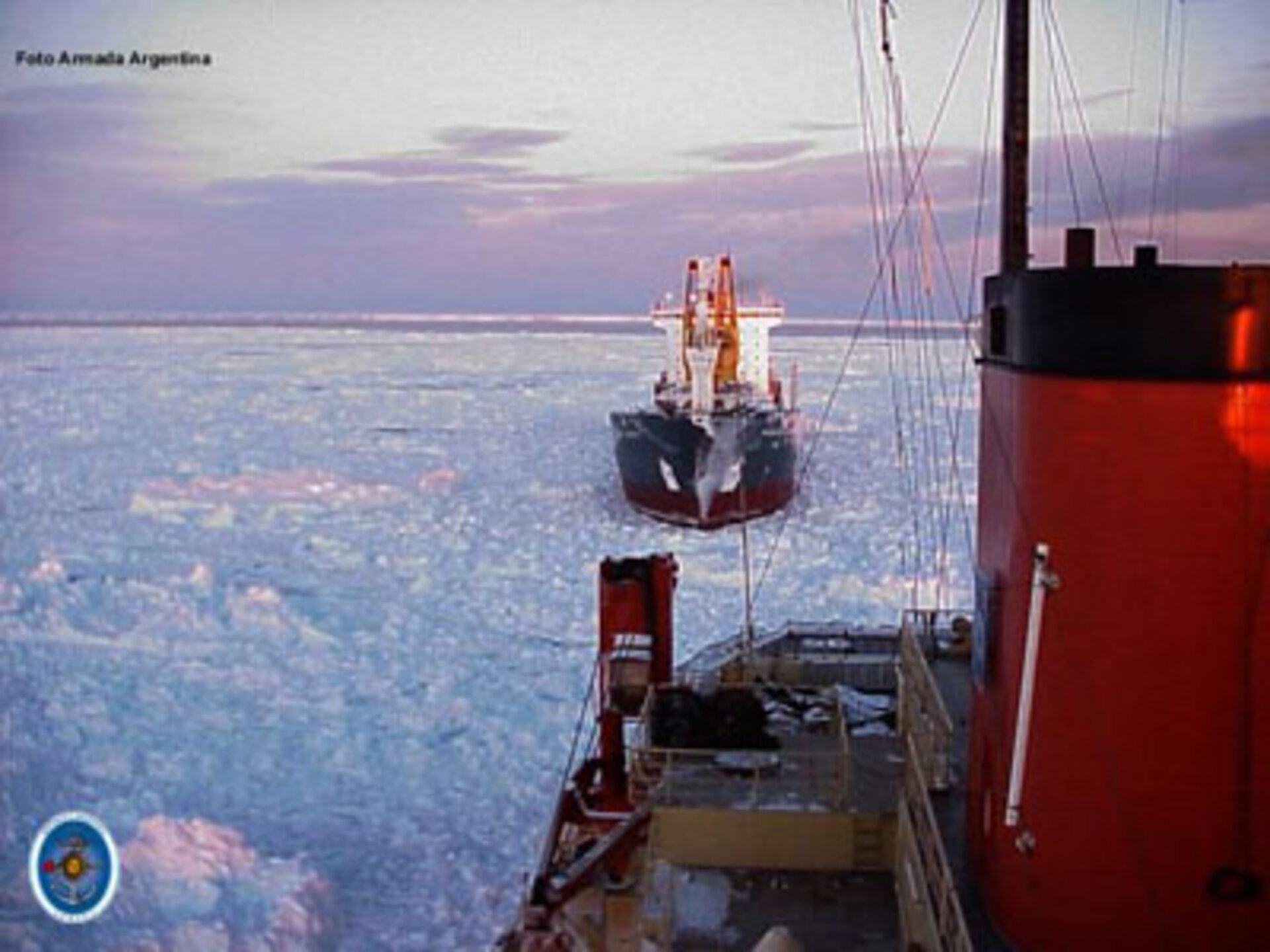 Magdalena Oldendorff and Almirante Irízar