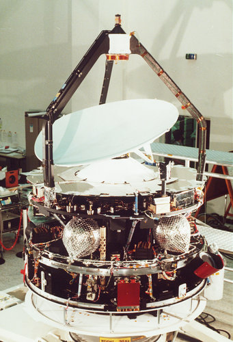 Giotto's instruments and silver-coloured hydrazine fuel tanks