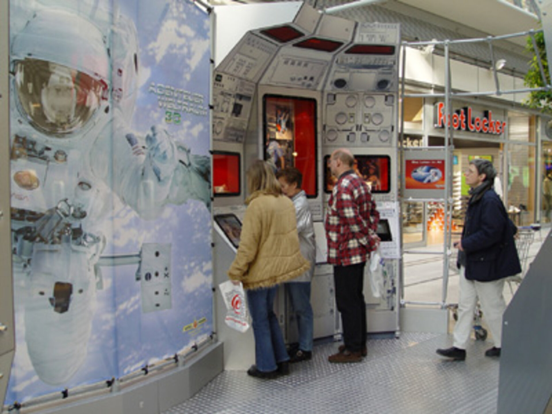 Leben im All: Essen, trinken, waschen, schlafen, Hygiene