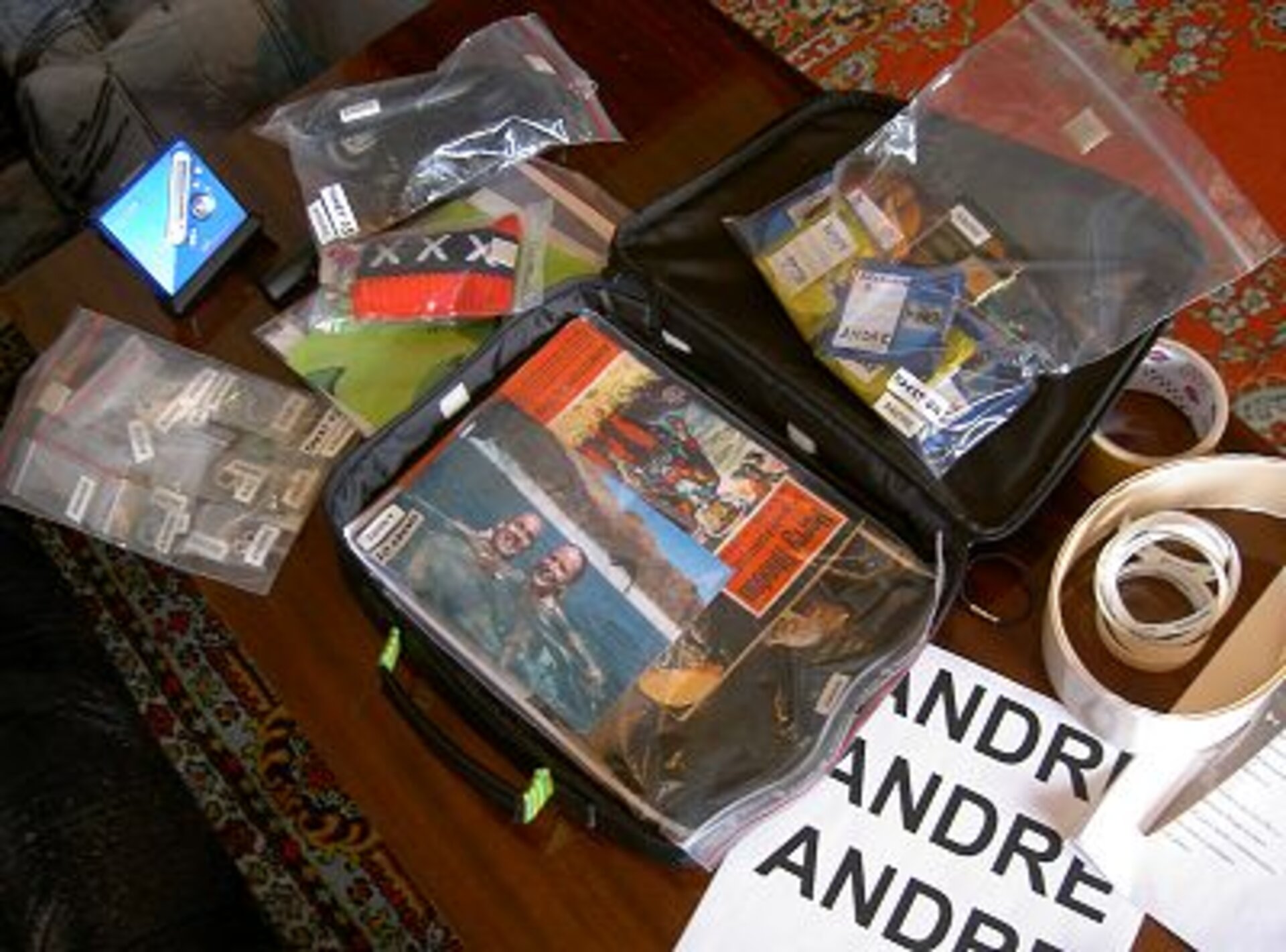 1.5 kg of personal belongings