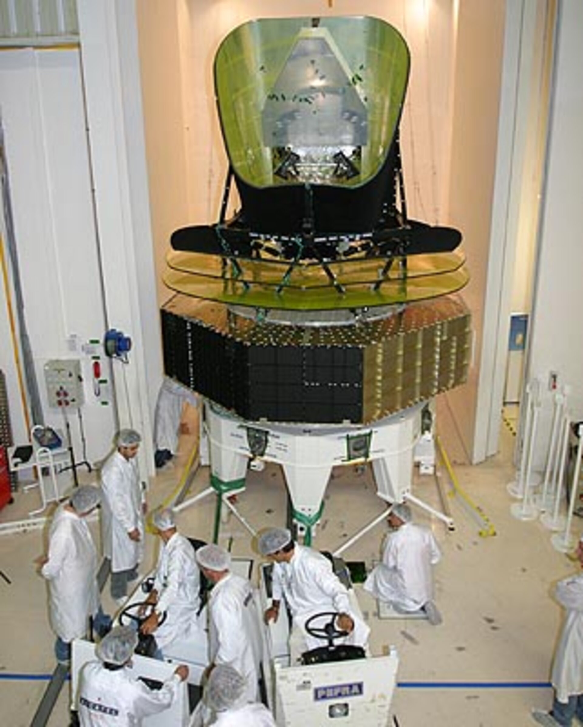 La charge utile de Planck en chambre acoustique