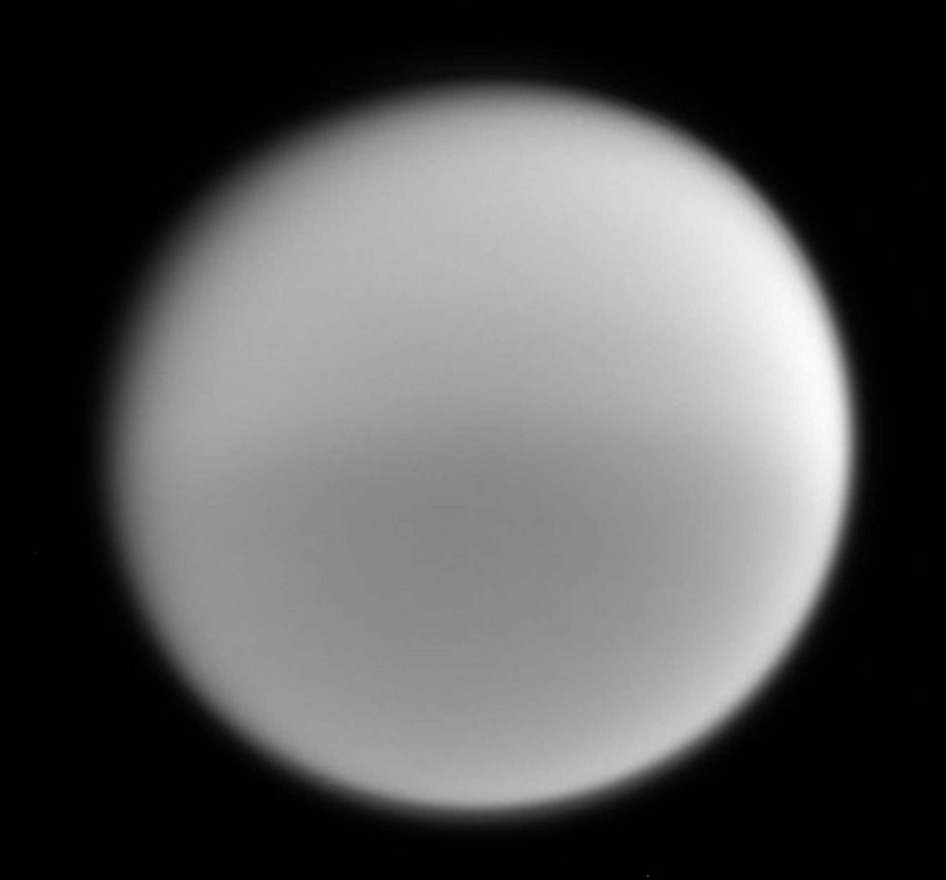 Seasonal differences seen in global haze over Titan