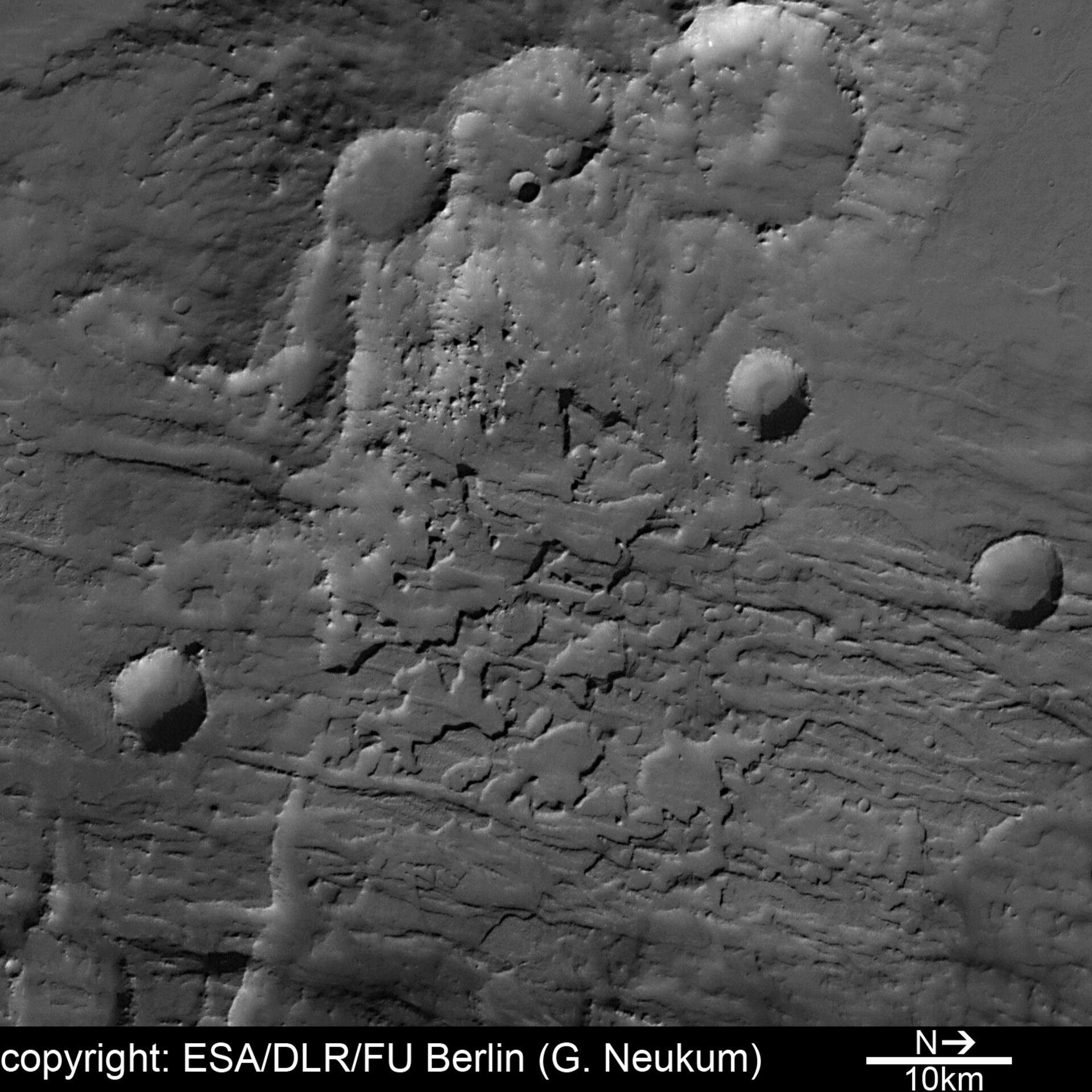 Close-up of Claritas Fossae morphology