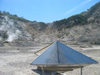 A corner reflector in the Solfatara crater