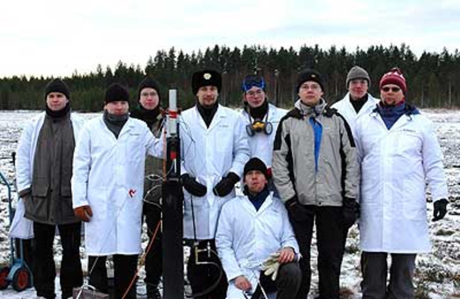 Castorin laukaisuteam potretissa.