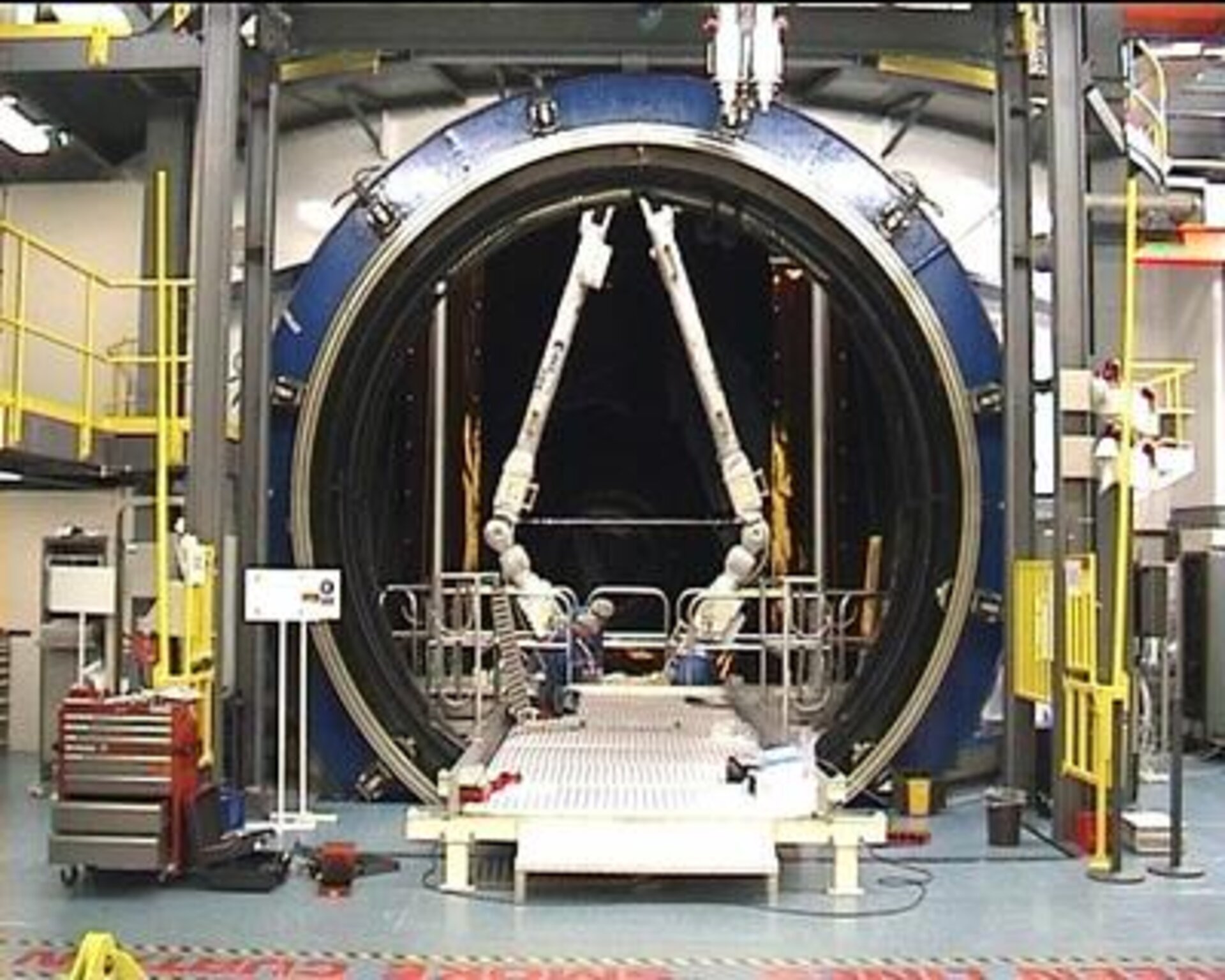 The European Robot Arm (ERA): a large manipulation system for the ISS