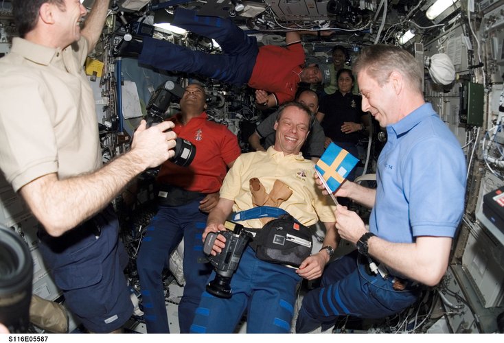 Fuglesang and Reiter - two ESA astronauts reunited in space