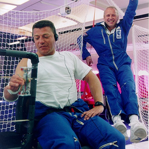 Met Prof. Jean-Louis Thonnard (UCL) in juli 1999 aan boord van de Airbus A300