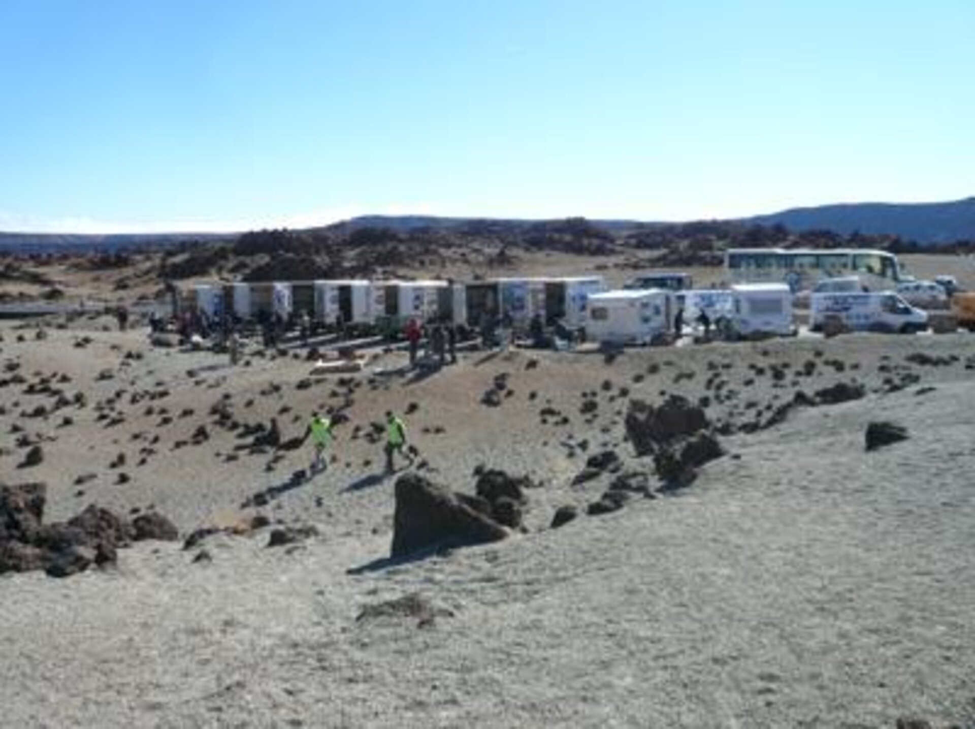 Kullakin ryhmällä on pienoiskuorma-auton rahtitila työhuoneenaan.