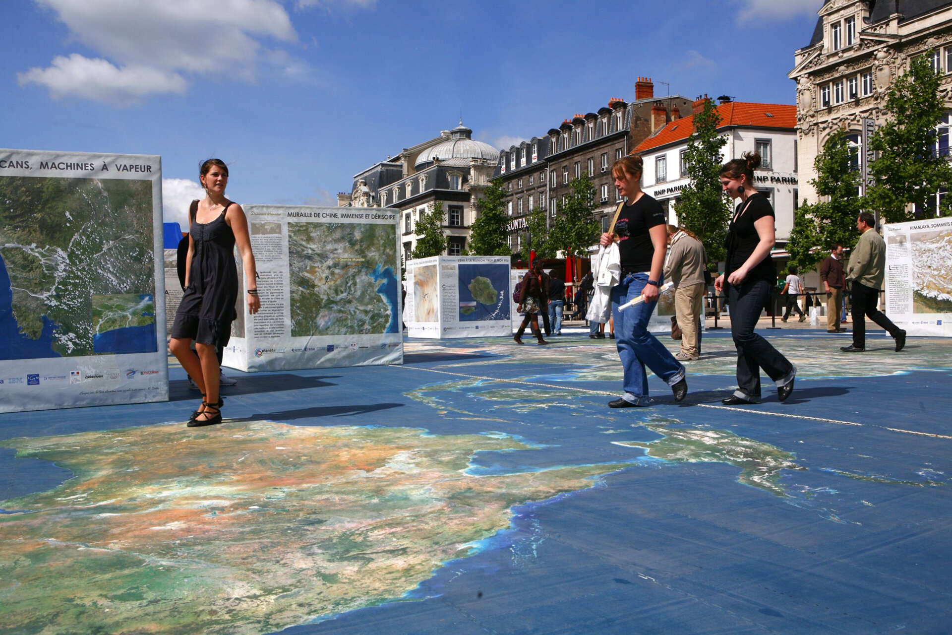 Un espace d’exposition Place Kléber
