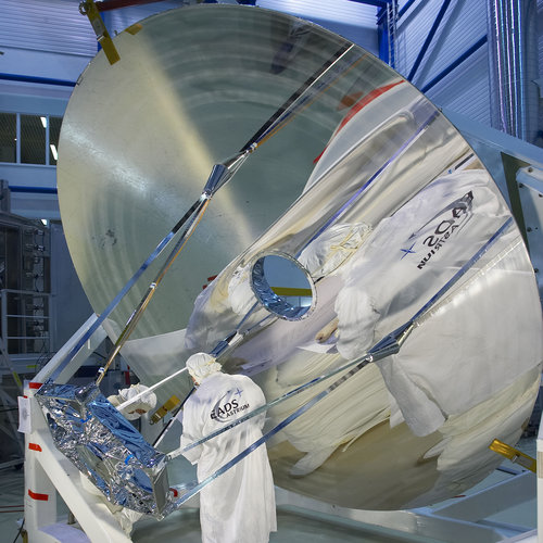 Herschel, 2009, focusing on the birth of stars and galaxies