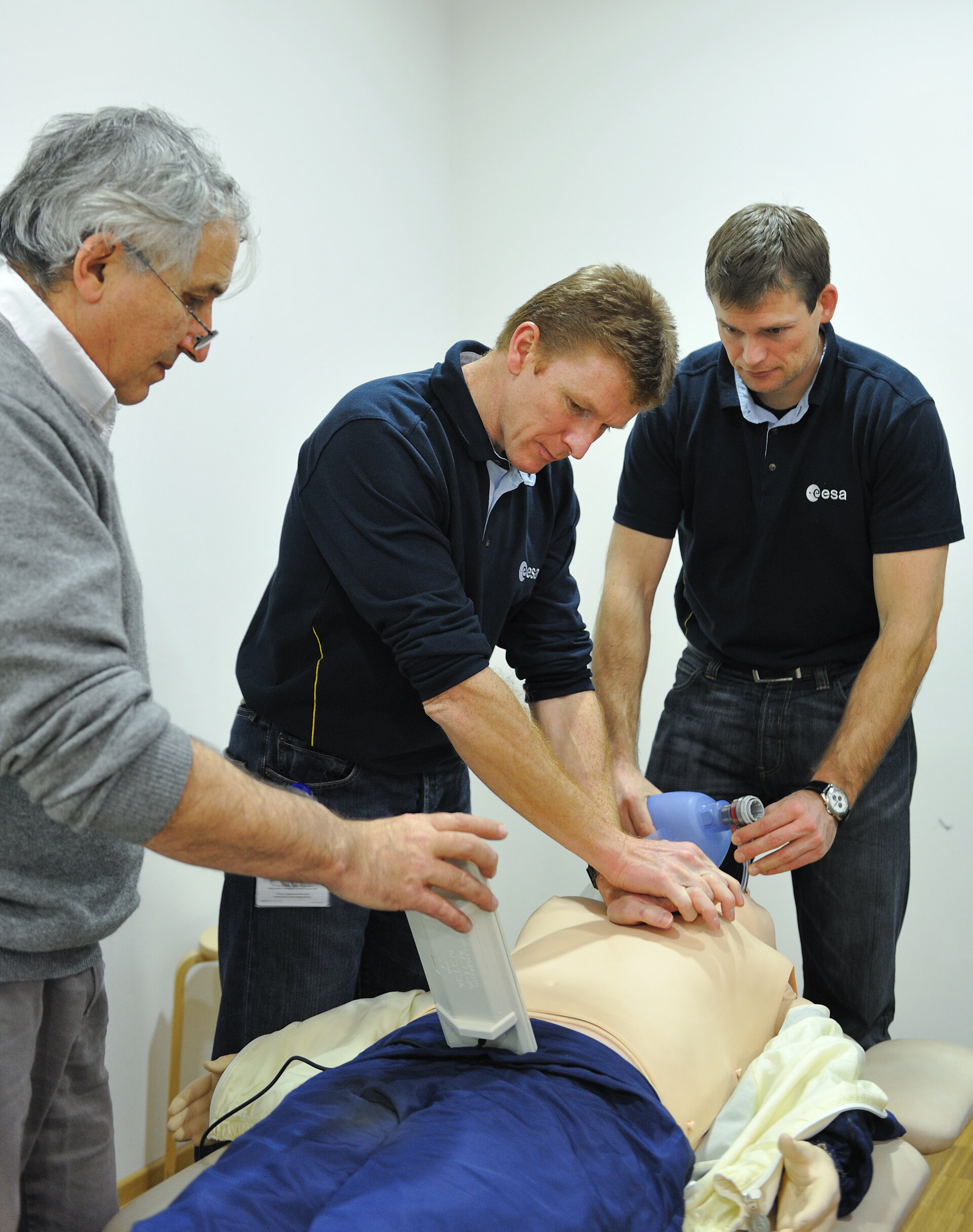 Timothy Peake and  Andreas Mogensen during training
