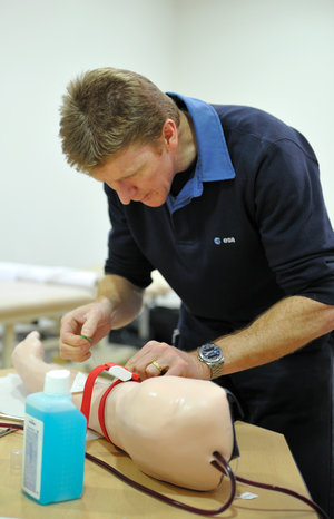 Timothy Peake during training at EAC, January 2010