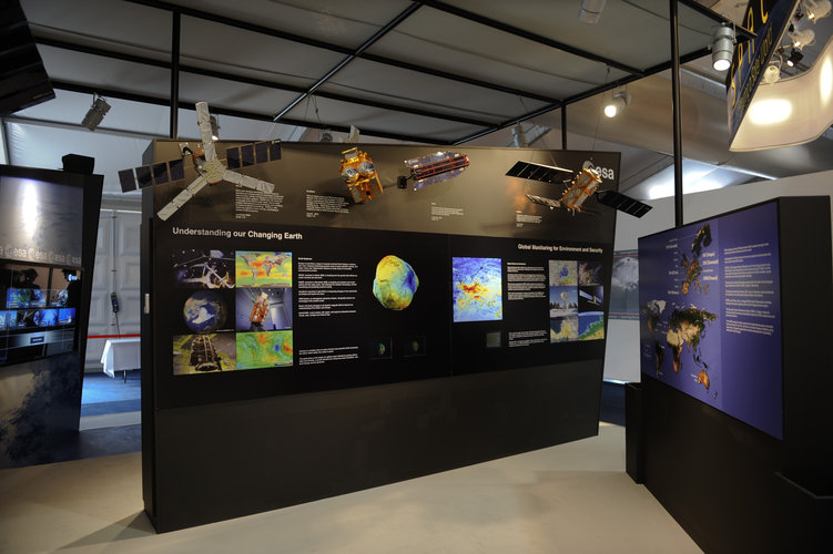 ESA at the Farnborough Airshow 2010