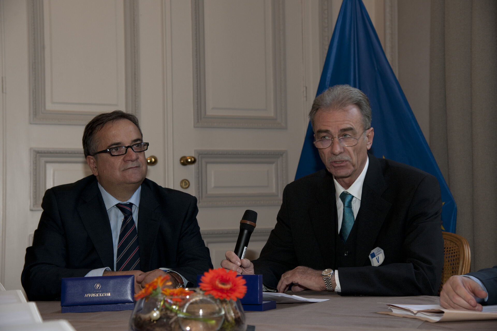 Galileo contract signature