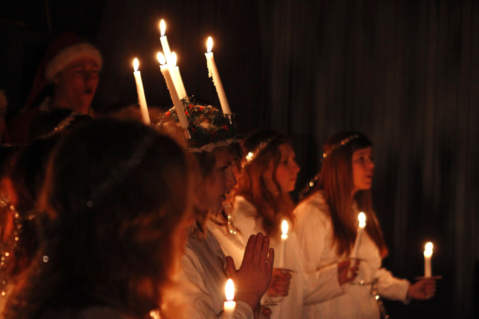 Vierailijat saivat ottaa osaa myös Lucian päivän juhlintaan