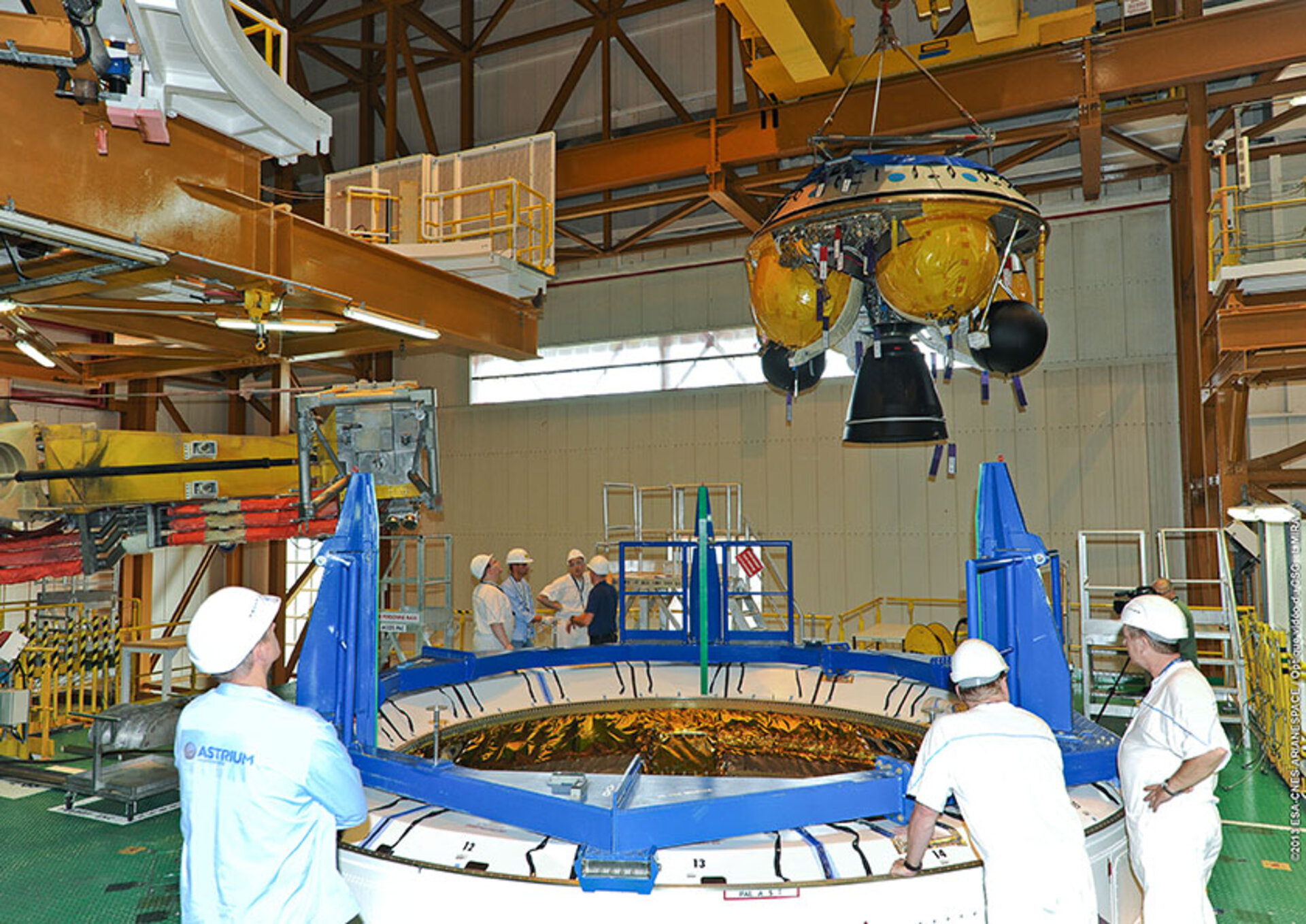 ATV-4 Final stage (EPS) integration in progress