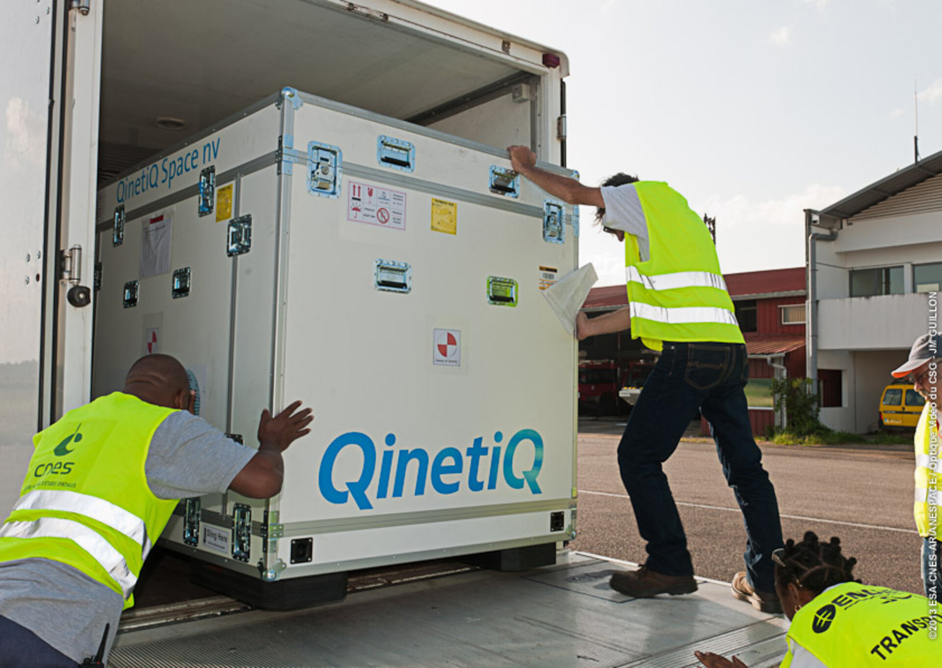 Proba-V arrives at Félix Eboué, French Guiana