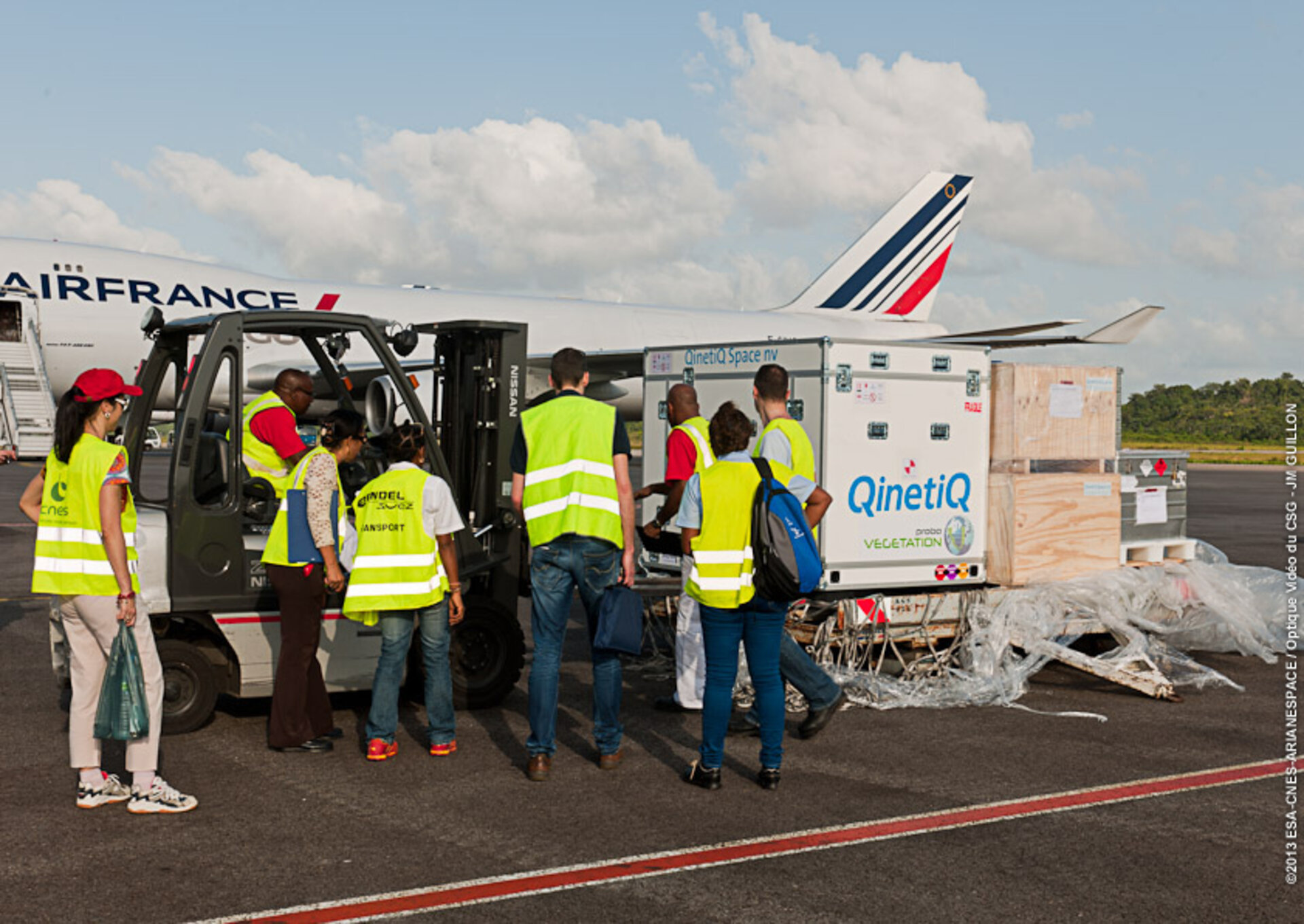 Proba-V arrives in Kourou