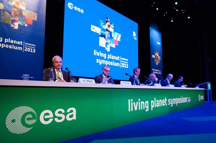 Opening plenary of the Living Planey Symposium 2013 in Edinburgh, UK.