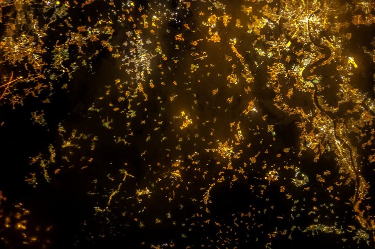 Aufnahme von Köln, Bonn, Aachen und Düren mit einem NightPod-Stativ