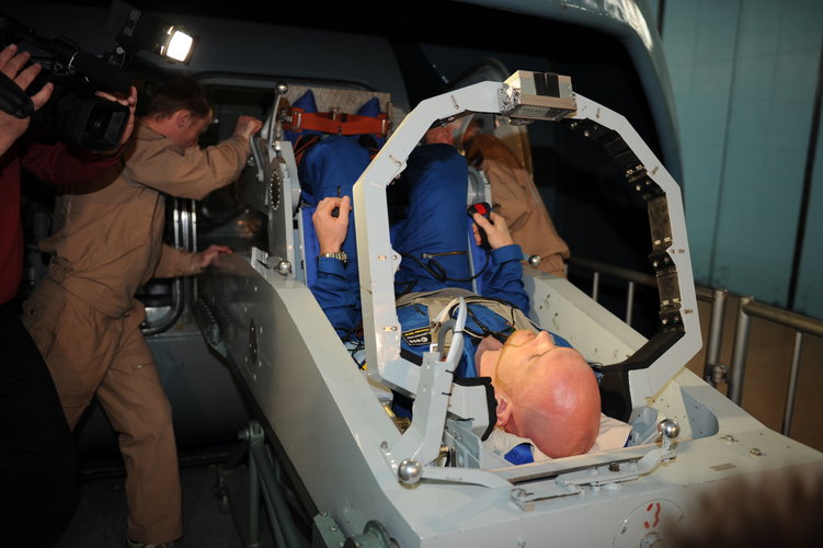 Alexander Gerst ready for a centrifuge training session