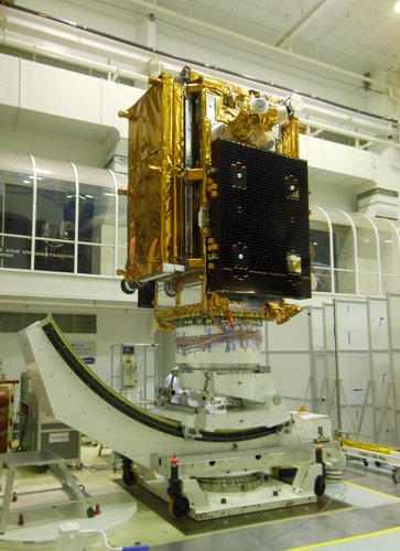 Sentinel-1 under mechanical tests