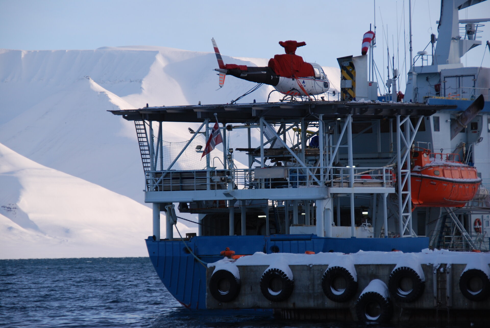 Helicopter on RV Lance, Longyearbyen