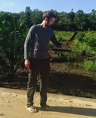 Handheld devices for collecting ground data