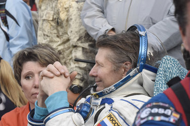 Gennady Padalka back on Earth