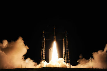 Liftoff of Vega VV06 carrying LISA Pathfinder
