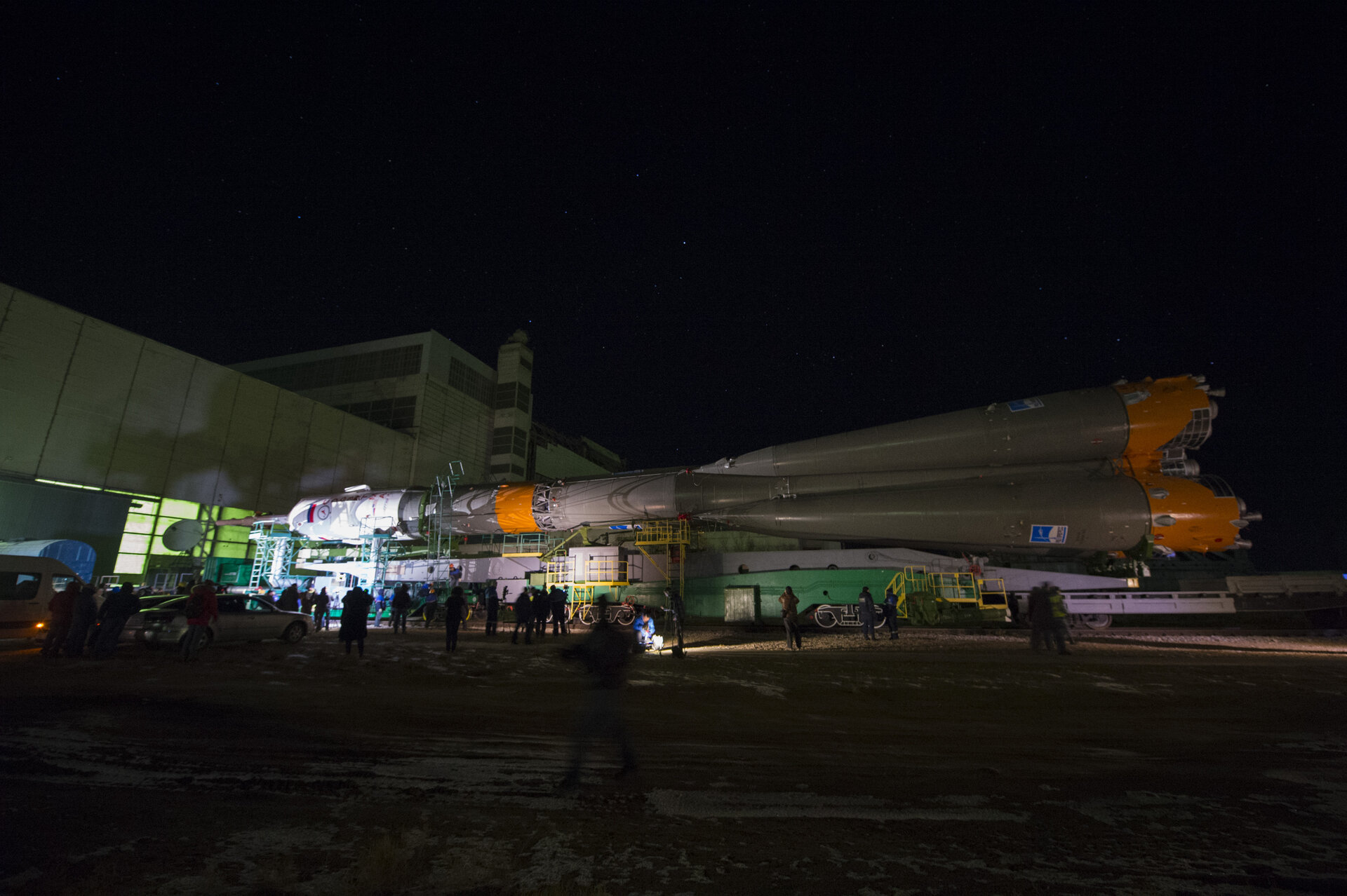 Soyuz TMA-19M spacecraft roll out