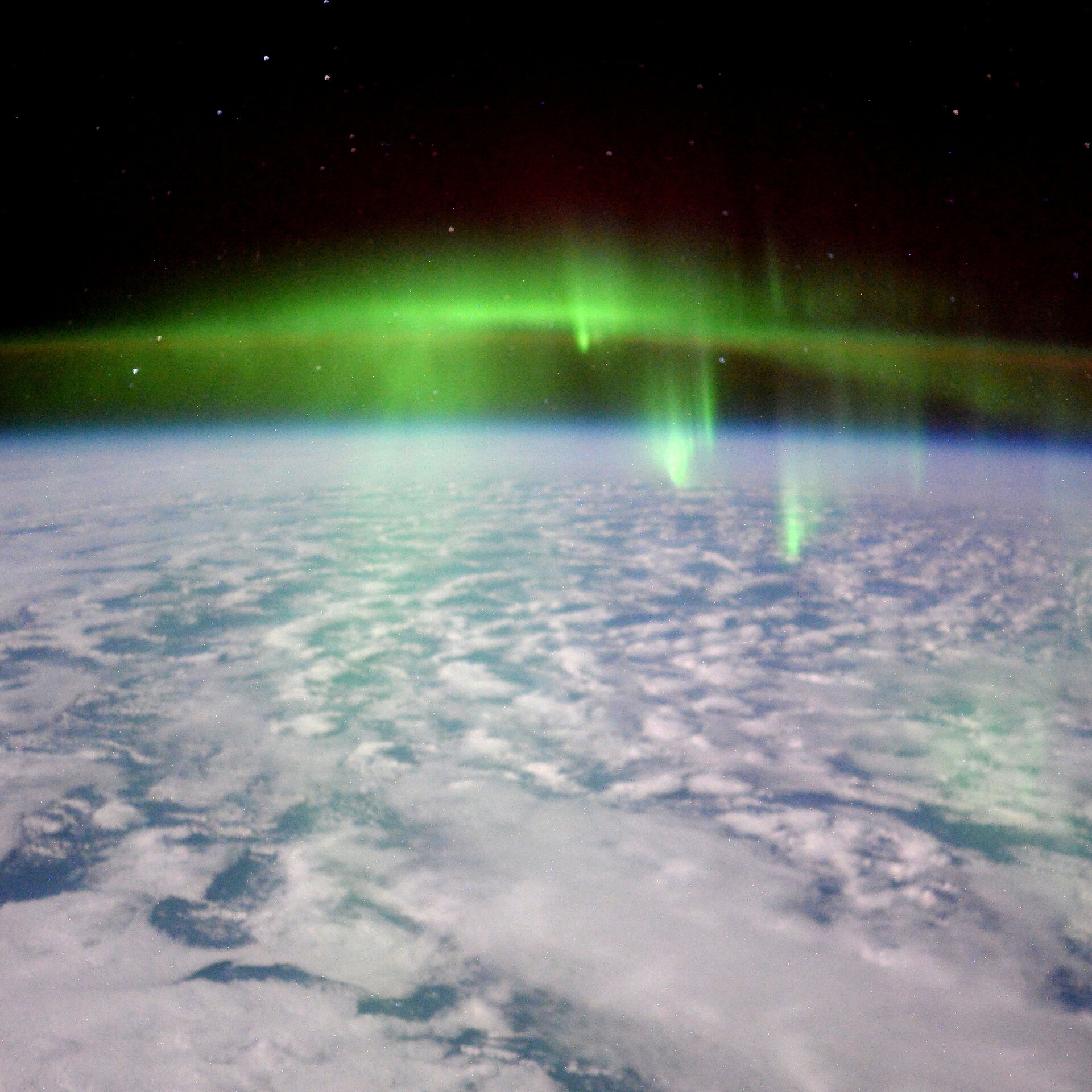 Thick green fog of aurora