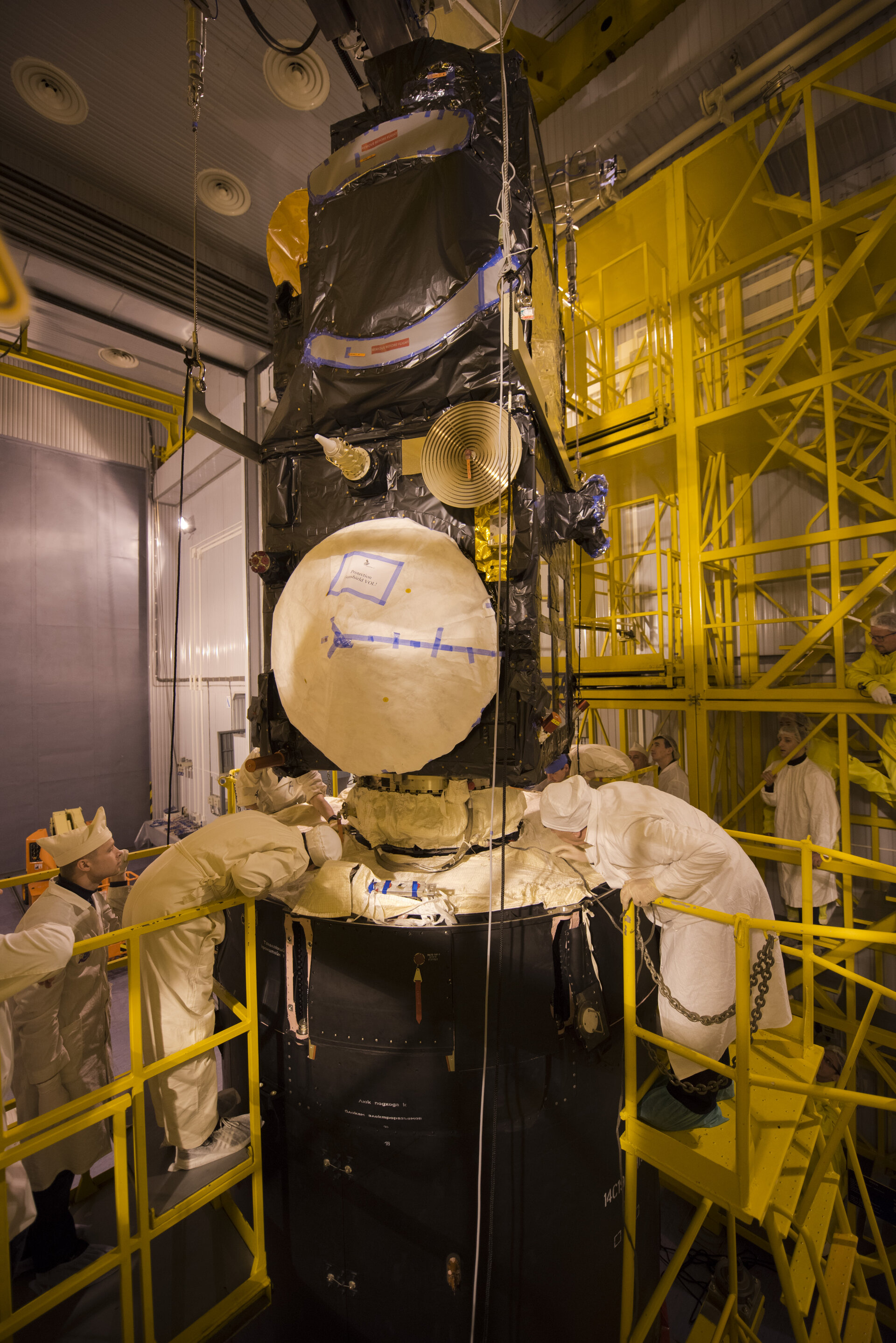 Mating of Sentinel-3A on Breeze