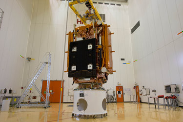 Sentinel-1B satellite in the S3B preparation building
