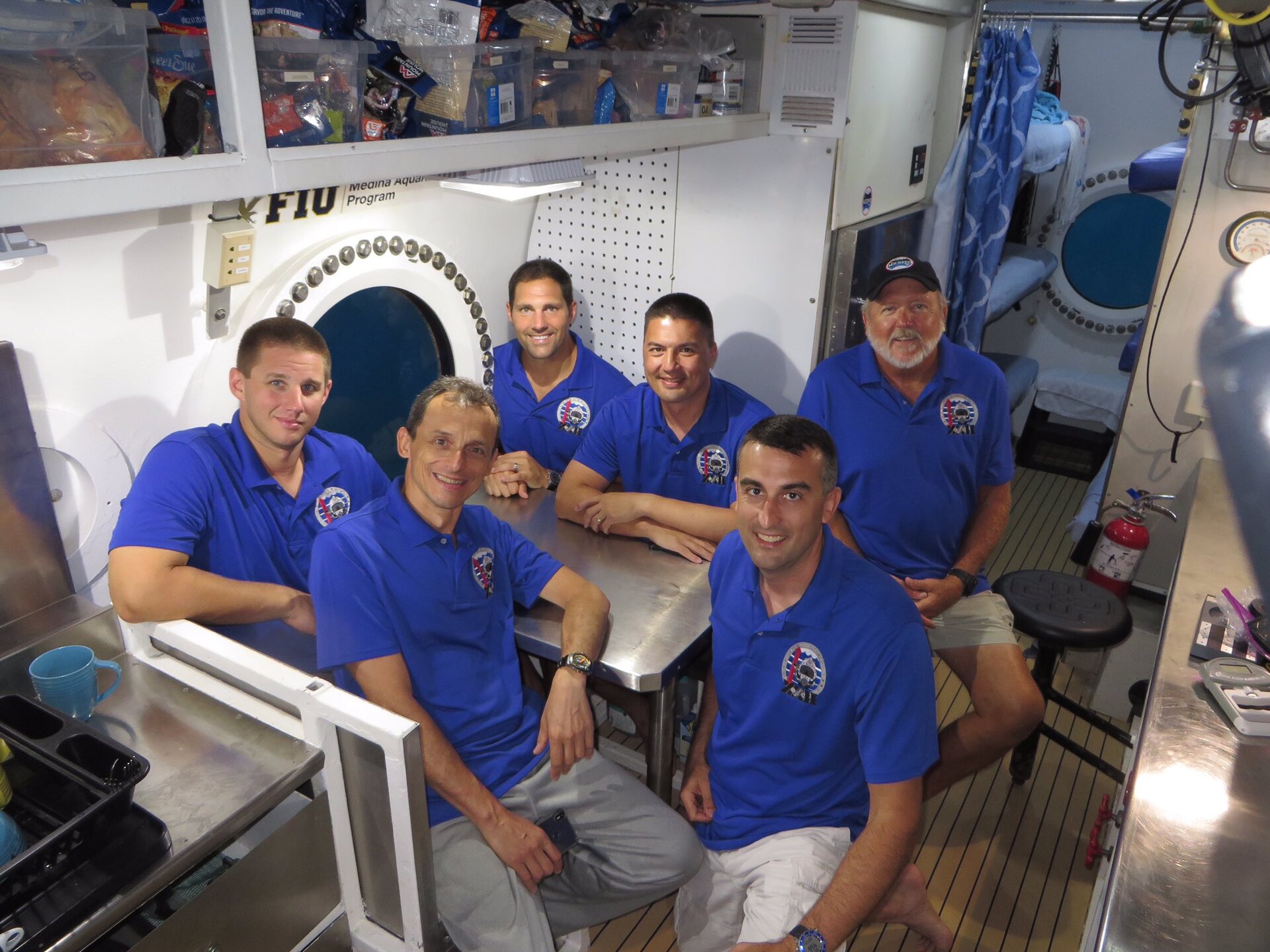 NEEMO 22 crew