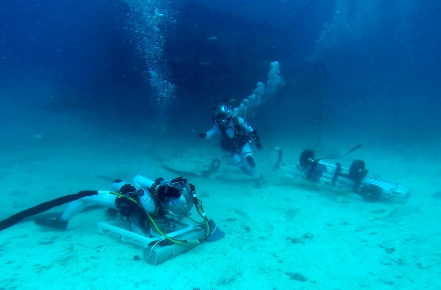 Záchrana přichází