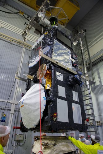 Sentinel-3B being mated with the Rockot adapter 