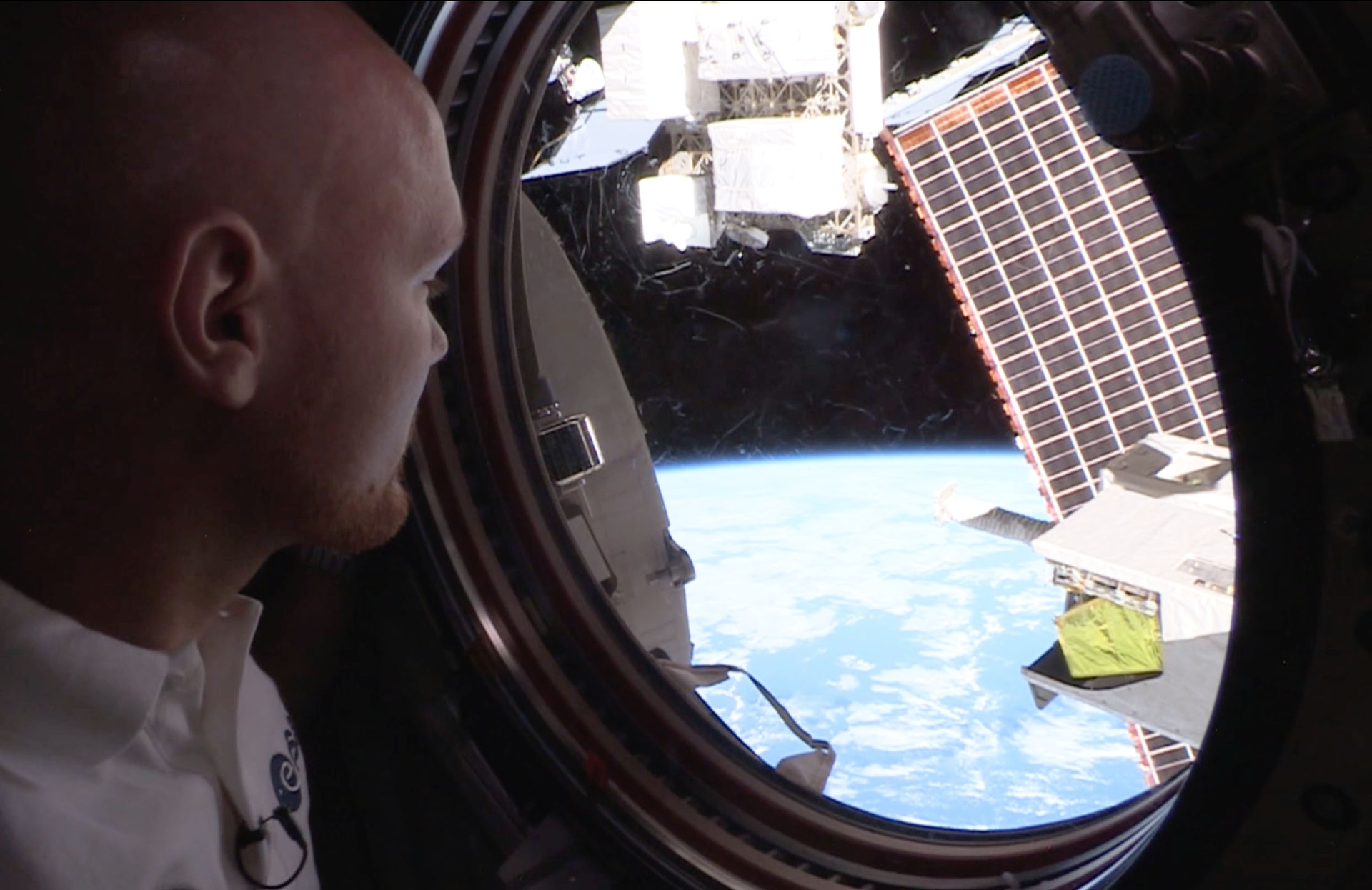 Alexander Gerst watches Earth go by