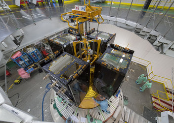 Galileo quartet placed atop Ariane 5