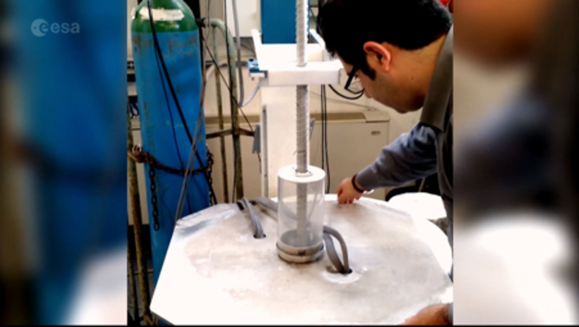 Testing lunar ice drill design video