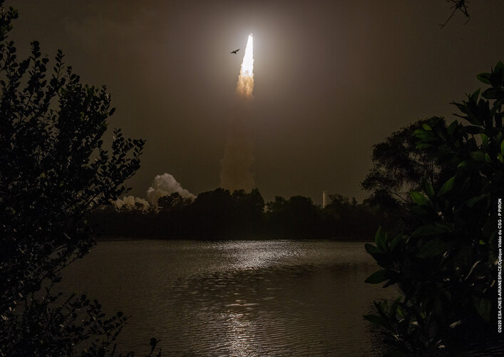 Ariane 5 liftoff