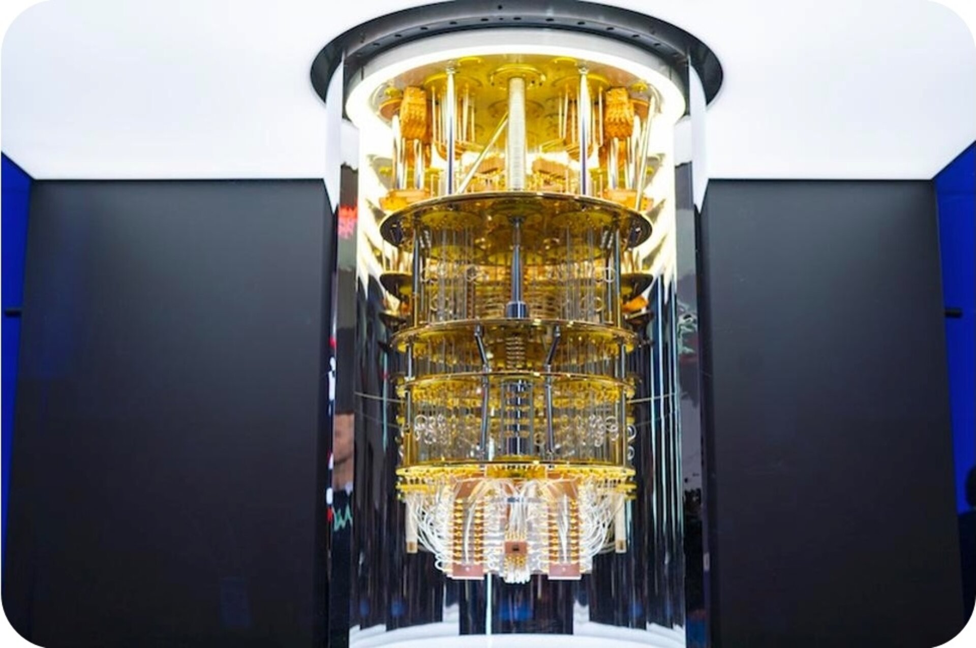 AI-enhanced quantum computing for Earth observation