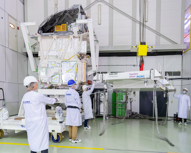 Preparing to lift EarthCARE into the Large Space Simulator 