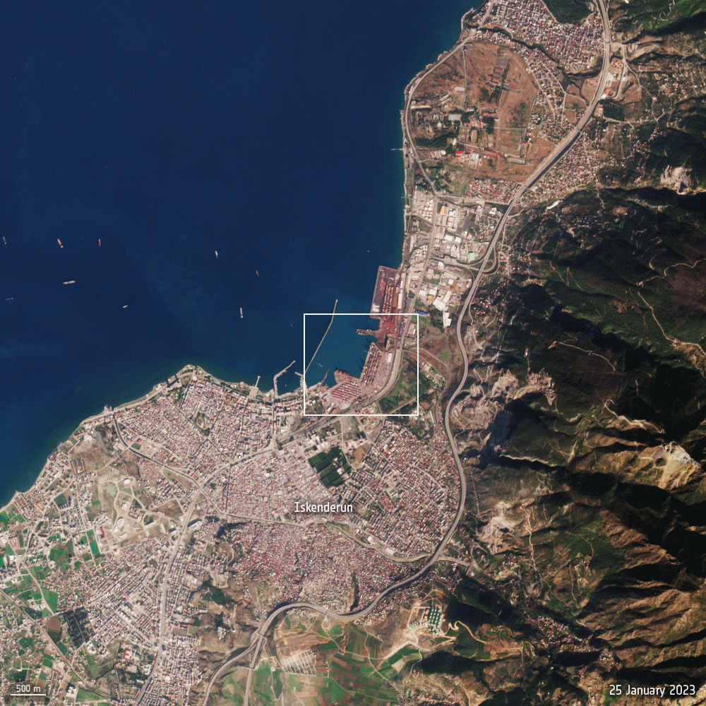 Blaze at Türkiye's Iskenderun port