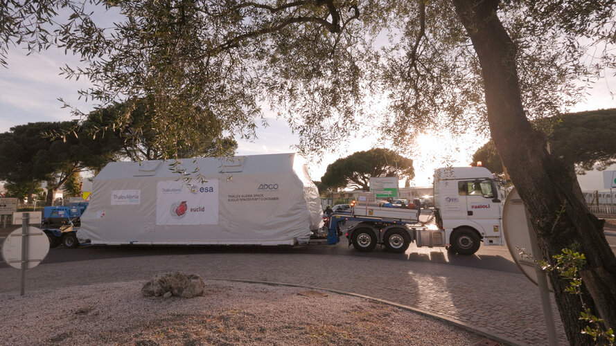 Euclid departs from Thales Alenia Space’s plant in Cannes 