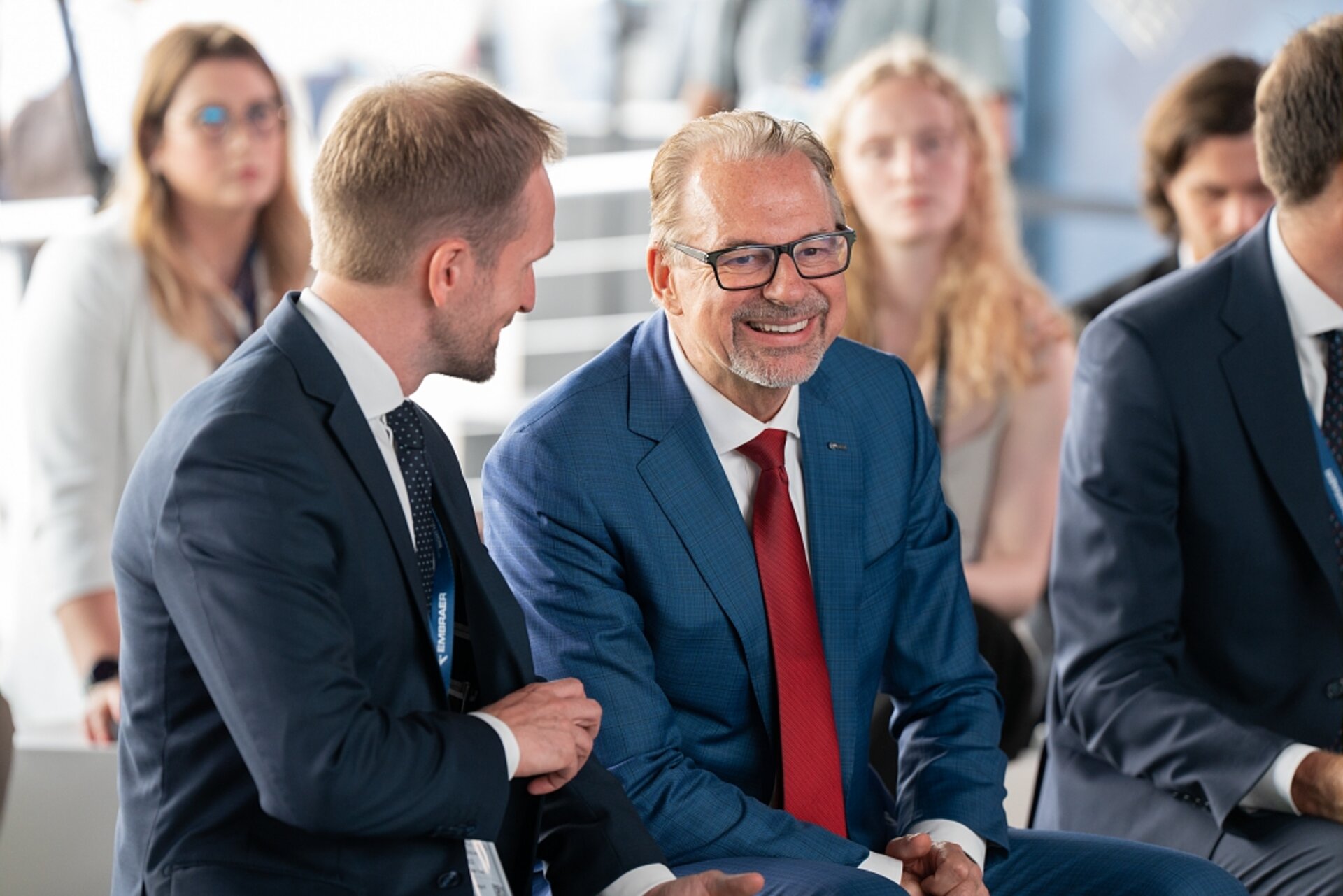 Contract signature with NewSpace Capital